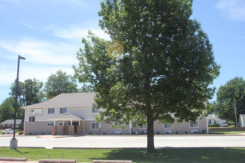 Green Acres Hotel Pittsfield Extérieur photo