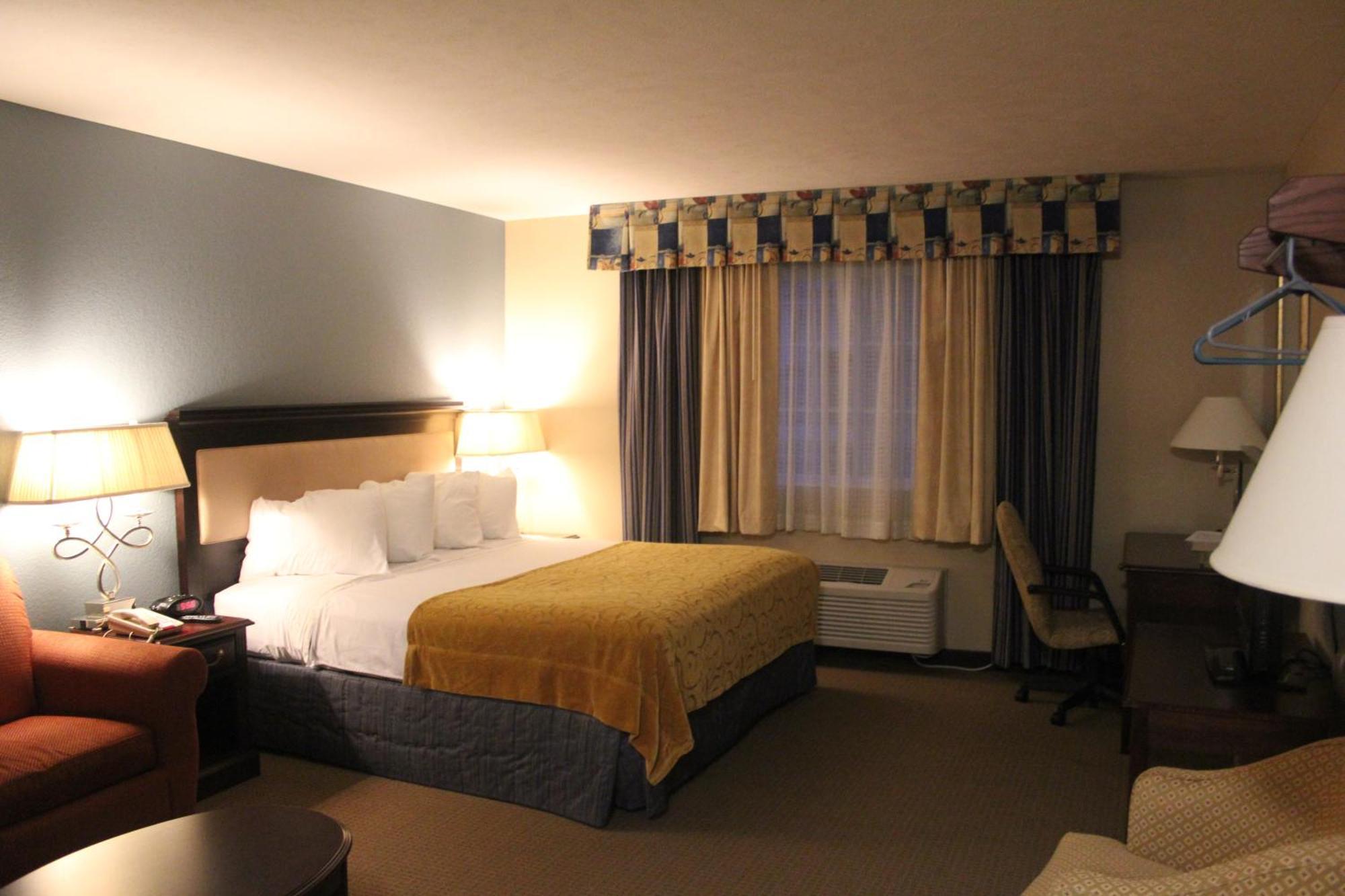 Green Acres Hotel Pittsfield Chambre photo