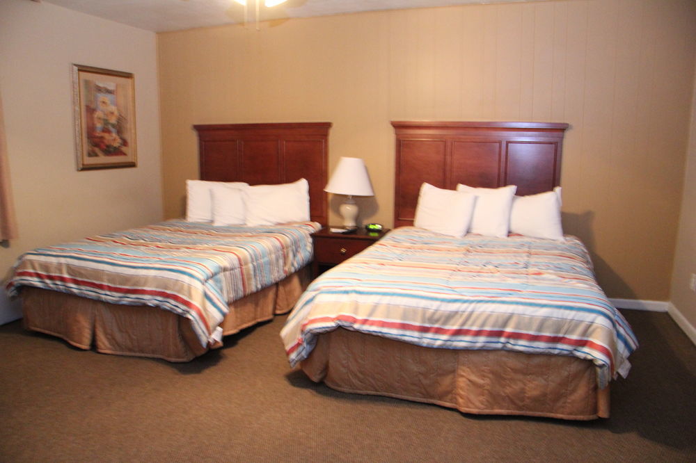 Green Acres Hotel Pittsfield Extérieur photo
