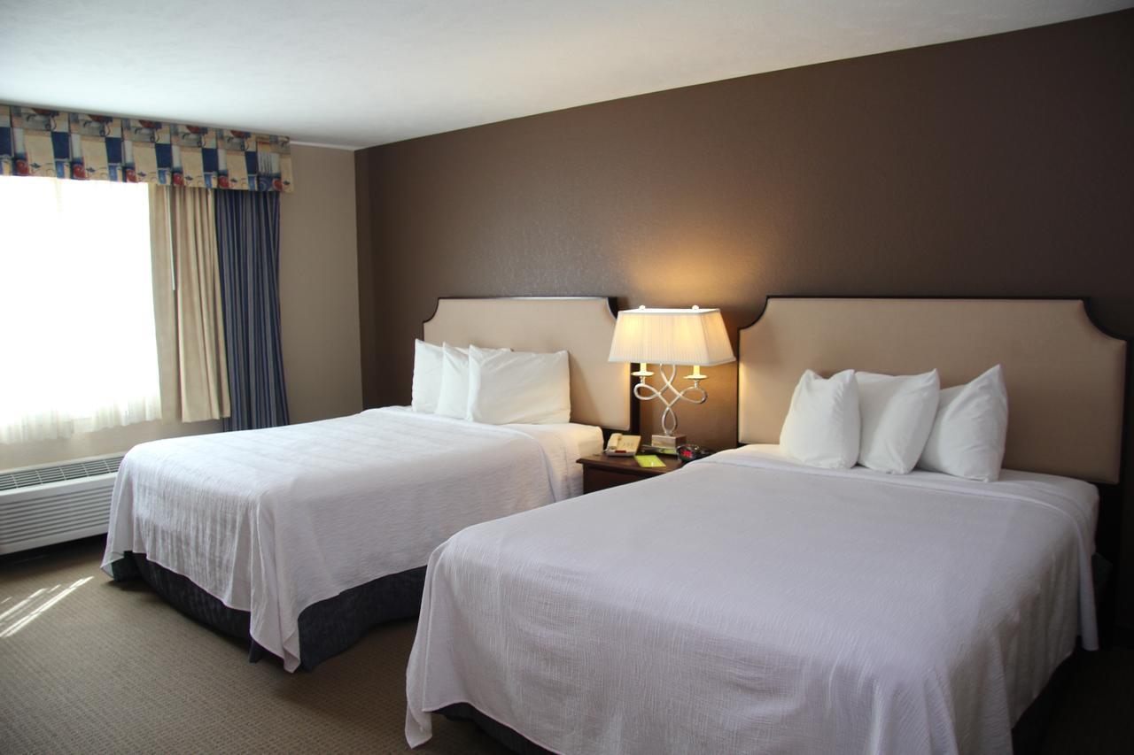 Green Acres Hotel Pittsfield Extérieur photo